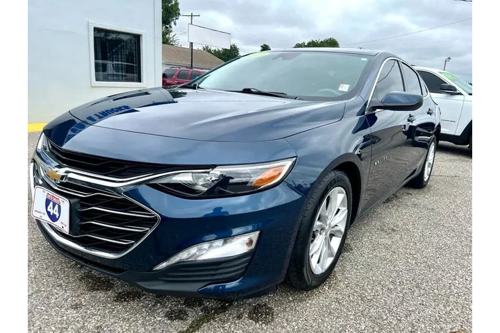 $19995 : 2022 Malibu LT image 3