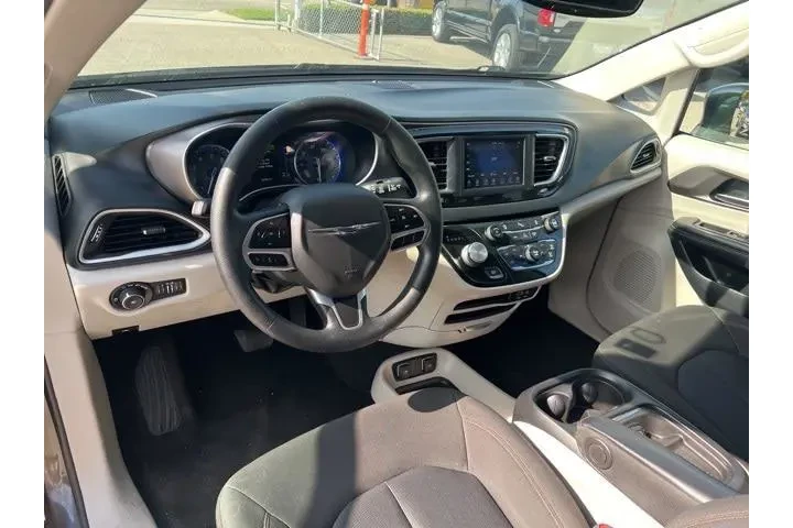 $17988 : Chrysler Pacifica 2020 Touri image 6