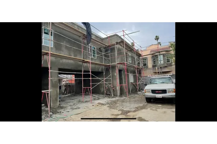 Brena Construction General image 2