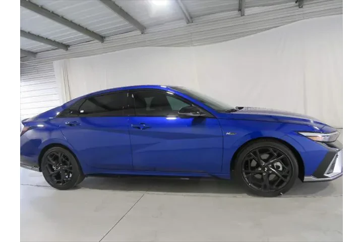$26354 : Hyundai ELANTRA 2025 N Line image 7