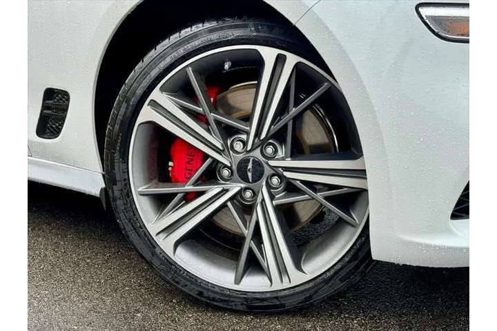 $39999 : Genesis G70 2025 2.5T Standa image 6