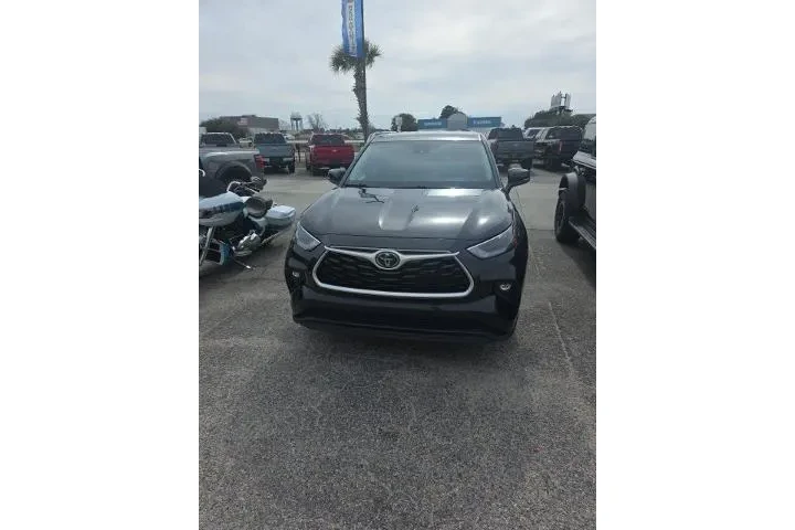 $35448 : Toyota Highlander 2024 AWD L image 9