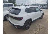 $24991 : Volkswagen Taos 2026 SE 4dr thumbnail