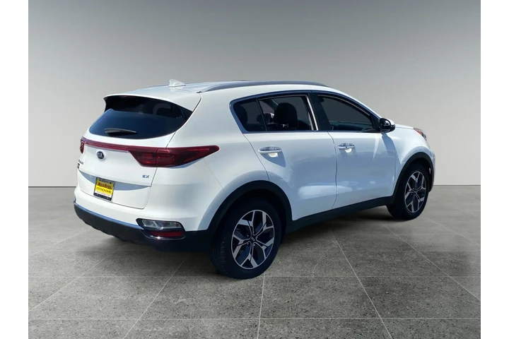 $27862 : Kia Sportage 2021 EX 4dr SUV image 5