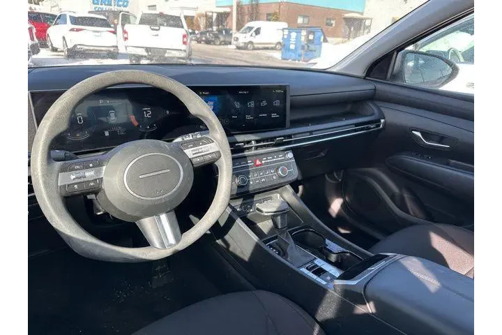 $26998 : Hyundai TUCSON 2025 AWD SE 4 image 6