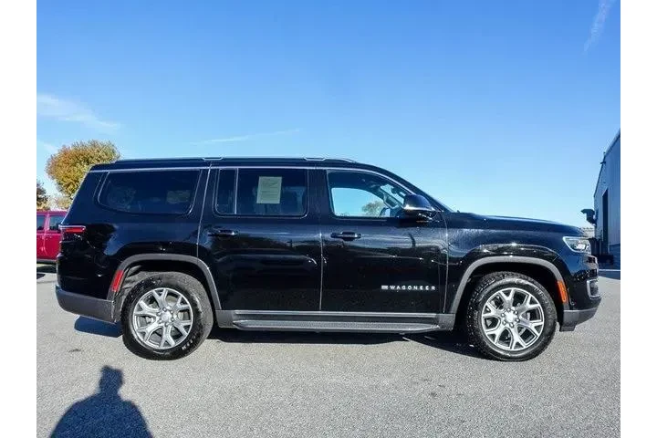 $38757 : Jeep Wagoneer 2022 4x2 Serie image 10