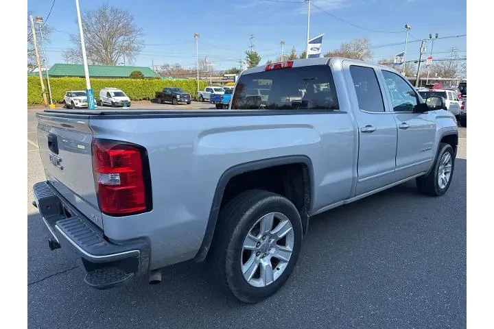 $17995 : GMC Sierra 1500 2015 4x4 SLE image 7