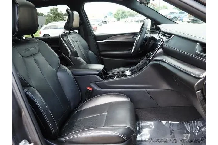 $35885 : Jeep Grand Cherokee L 2023 4 image 9