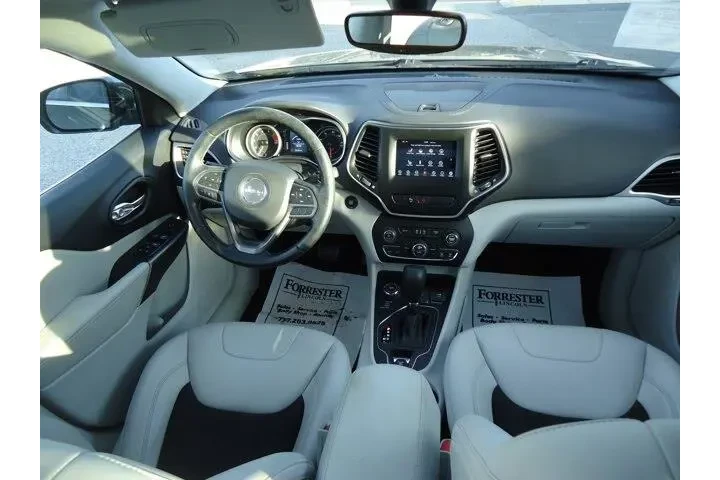 $17900 : Jeep Cherokee 2020 4x4 Latit image 10