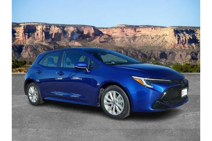 $24995 : Toyota Corolla Hatchback 202 image 1
