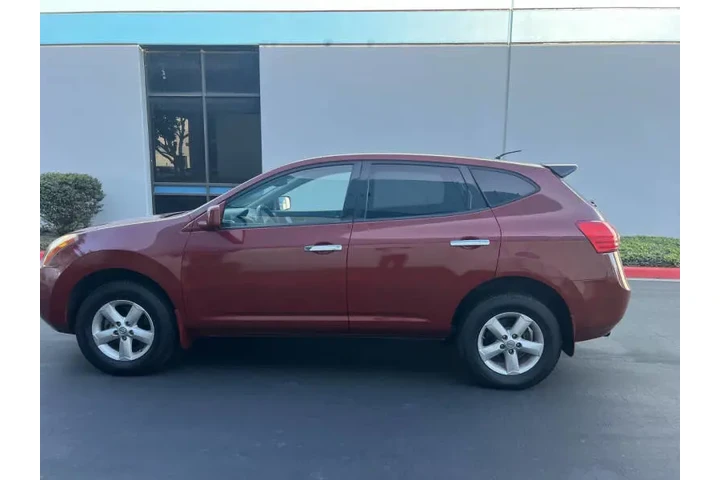 $8000 : 2010 Rogue S image 9