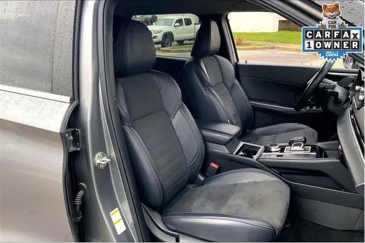 $24985 : Mitsubishi Outlander 2024 AW image 7