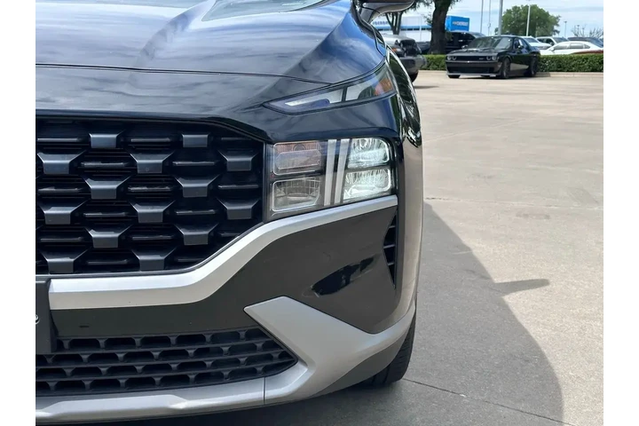 $23500 : Hyundai SANTA FE 2023 SEL 4d image 6