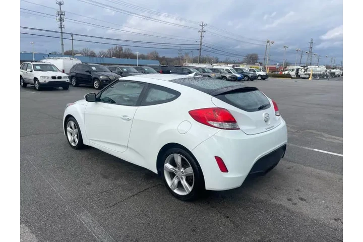 $5550 : 2015 Veloster image 4