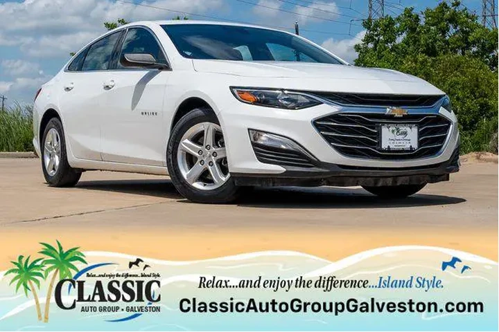 $19252 : Chevrolet Malibu 2023 LS 4dr image 1