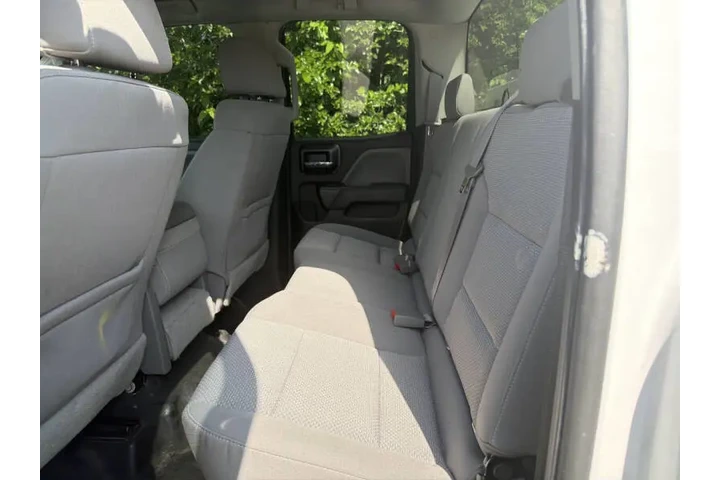 $20995 : 2016 Silverado 2500HD image 8