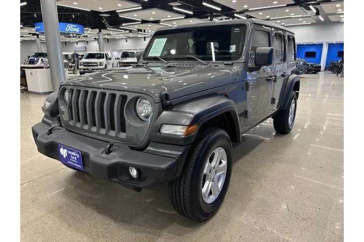 $33990 : Jeep Wrangler Unlimited 2022 image 4
