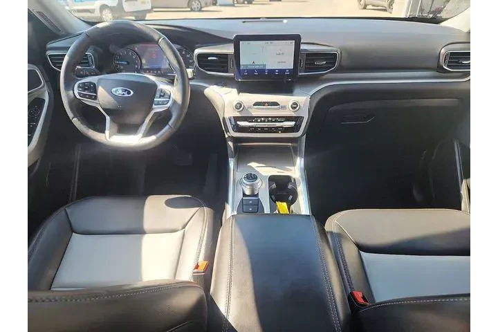 $34630 : Ford Explorer 2023 AWD XLT 4 image 8