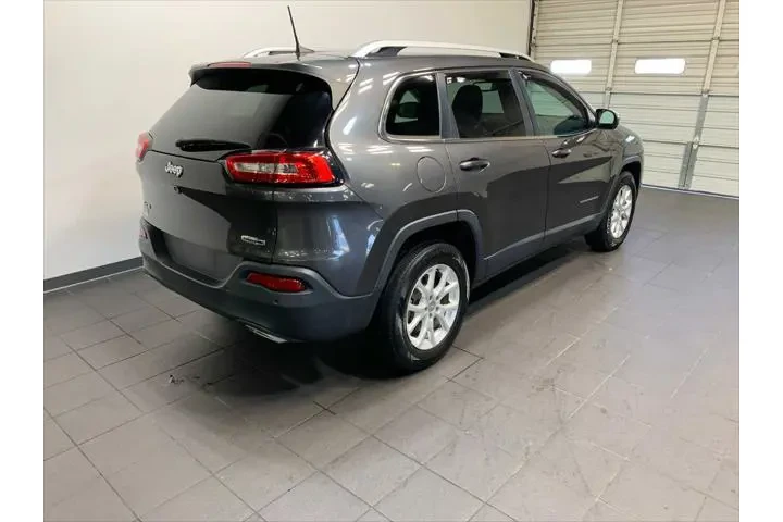 $21989 : Jeep Cherokee 2018 4x4 Latit image 3