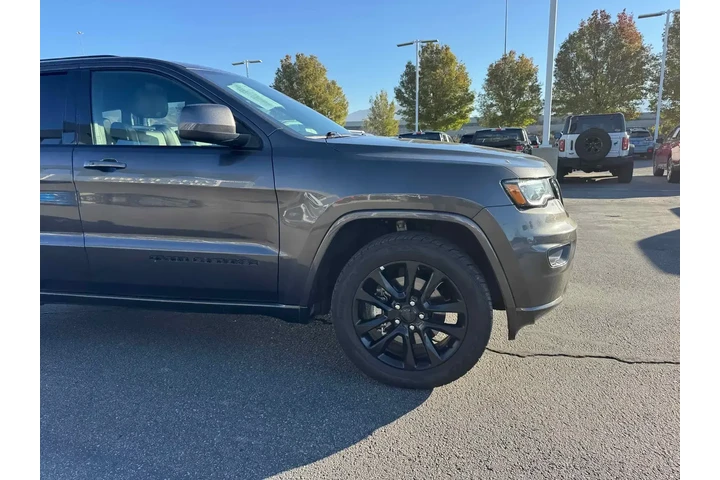 $24311 : Jeep Grand Cherokee 2021 4x4 image 10
