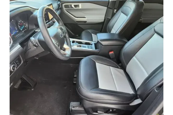 $30850 : Ford Explorer 2024 XLT 4dr S image 10