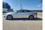 $18596 : Nissan Altima 2023 2.5 SV 4d thumbnail