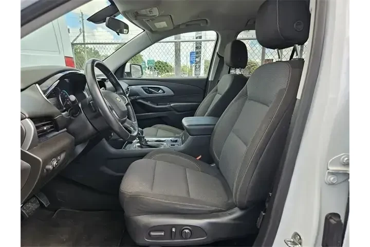 $20990 : Chevrolet Traverse 2021 LT C image 4