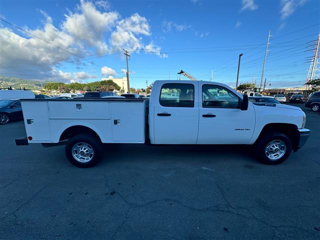 $31995 : 2013 Silverado 2500HD 2WD Cre image 7