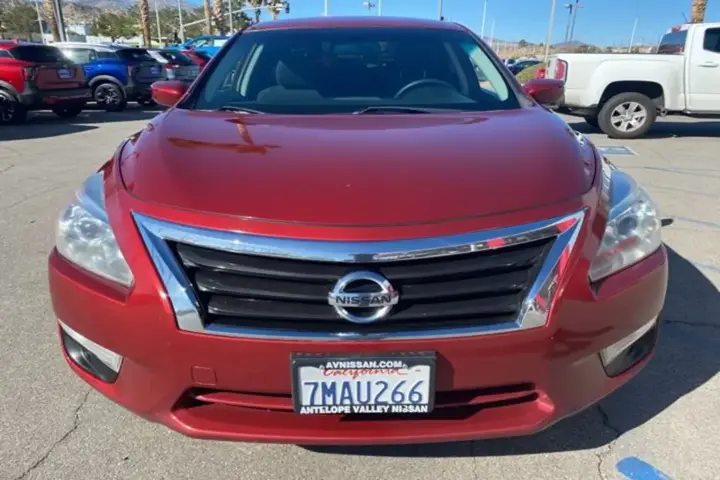 $9888 : 2015 Nissan Altima image 2