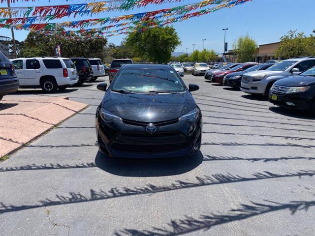 $15999 : 2018 Corolla LE image 3