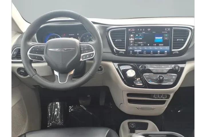 $23589 : Chrysler Pacifica 2023 Touri image 4