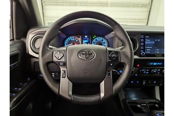 $37998 : Toyota Tacoma 2023 4x4 TRD S image 10