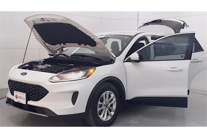 $17995 : 2015 Escape SE 4WD image 9