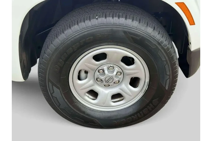 $22995 : Nissan Frontier 2024 4x2 S 4 image 6