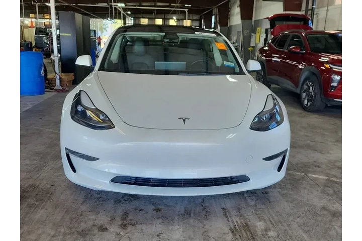 $22490 : Tesla Model 3 2023 4dr Sedan image 2