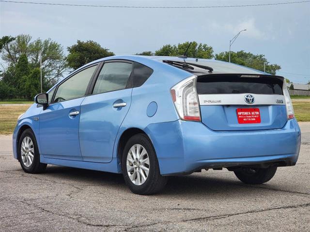 $4990 : 2013 Prius Plug-in Hybrid image 6