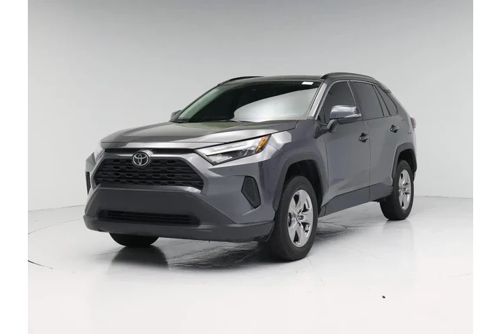 $29998 : Toyota RAV4 2024 AWD XLE 4dr image 4
