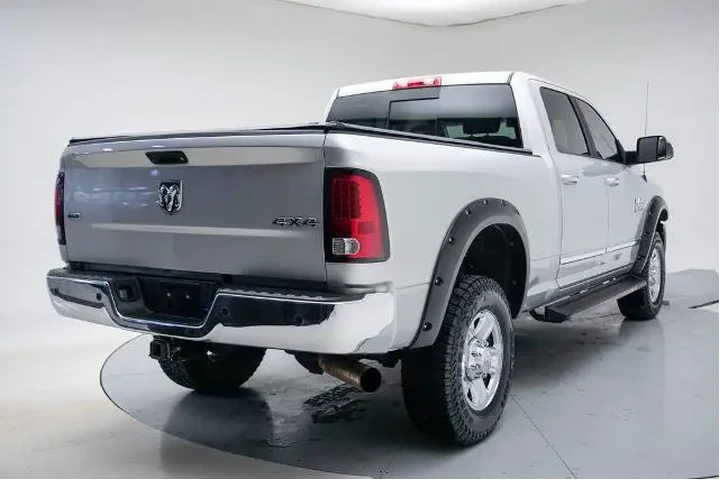 $32348 : Ram 2500 2017 4x4 SLT 4dr Cr image 10