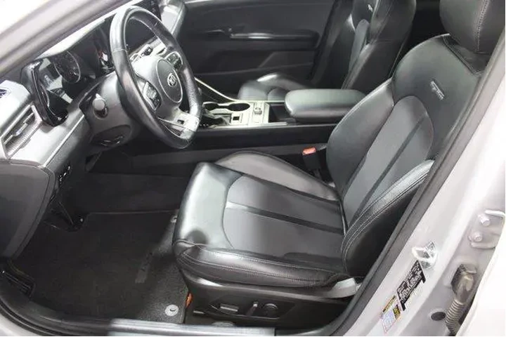 $21951 : Kia K5 2021 GT-Line 4dr Seda image 5