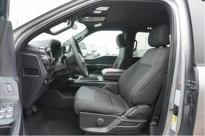 $37988 : Ford F-150 2024 4x2 STX 4dr image 7