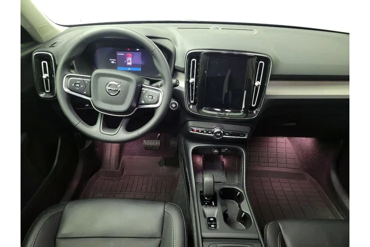 $26998 : Volvo XC40 2024 AWD B5 Core image 9