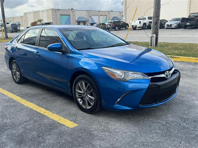 $11500 : Toyota Camry SE image 9