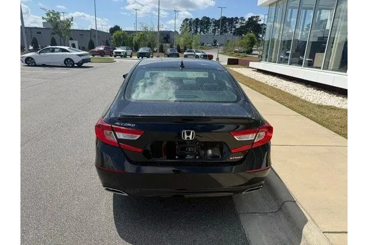 $22994 : Honda Accord 2022 Sport 4dr image 7