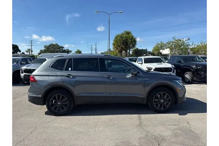 $21988 : Volkswagen Tiguan 2024 image 2