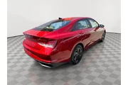$18650 : Hyundai ELANTRA 2023 SEL 4dr thumbnail