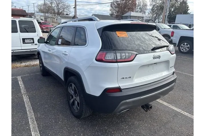 $16977 : Jeep Cherokee 2019 4x4 High image 2