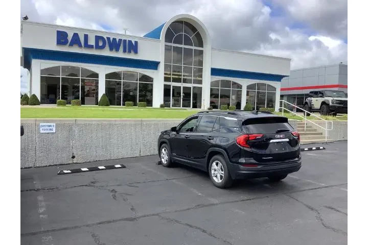 $17950 : GMC Terrain 2020 SLE 4dr SUV image 5