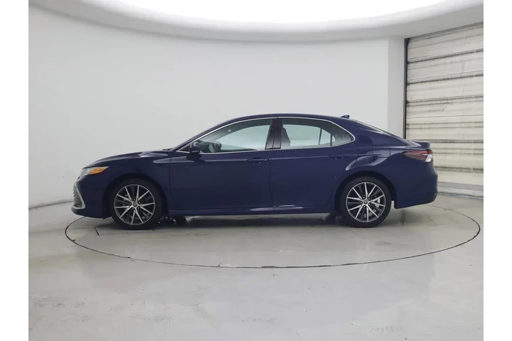 $28998 : Toyota Camry 2024 XLE 4dr Se image 3