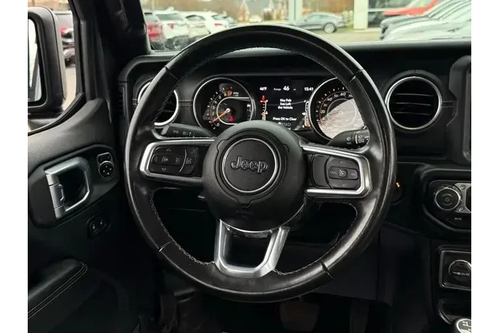 $29500 : Jeep Gladiator 2021 4x4 Over image 8