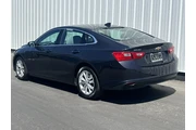 $17794 : Chevrolet Malibu 2023 LT 4dr thumbnail